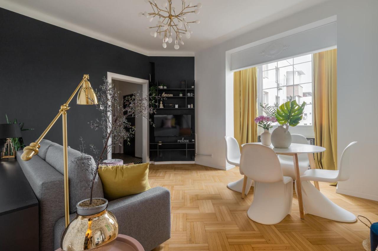 شقة Little Paris By Urbanesq بوخارست المظهر الخارجي الصورة